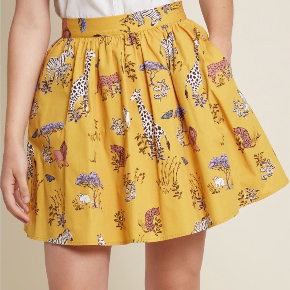 ModCloth safari skater skirt with pockets